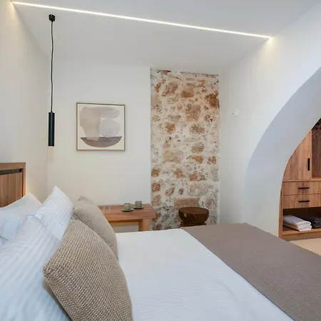 Bow Ground Floor Luxury Apt-in Chania Old Town! * Chania (Crete)