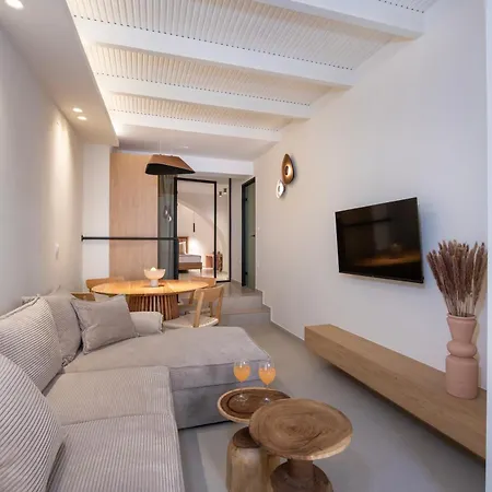 Apartment Bow Ground Floor Luxury Apt-in Chania Old Town! *