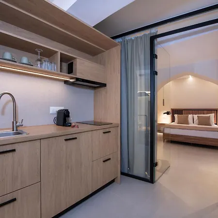 Bow Ground Floor Luxury Apt-in Chania Old Town! * Chania (Crete)