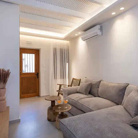 Bow Ground Floor Luxury Apt-in Chania Old Town! Chania (Crete)