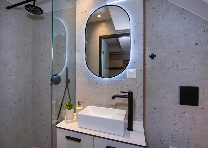 Bow Ground Floor Luxury Apt-in Chania Old Town! Διαμέρισμα